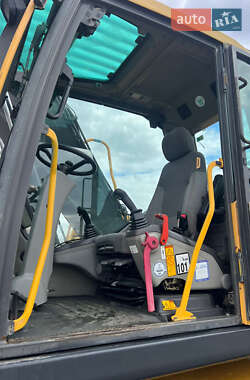Колесный экскаватор Volvo EW 140C 2008 в 