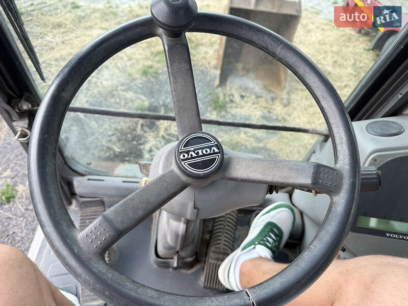 Экскаватор погрузчик Volvo EW 160 2000 в Днепре