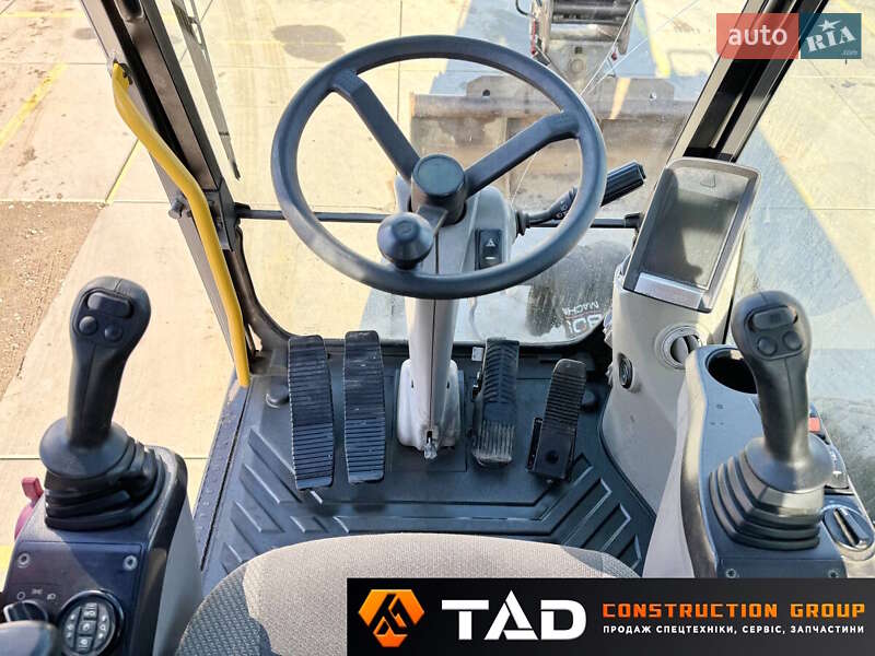 Колесный экскаватор Volvo EW 210 2014 в Киеве