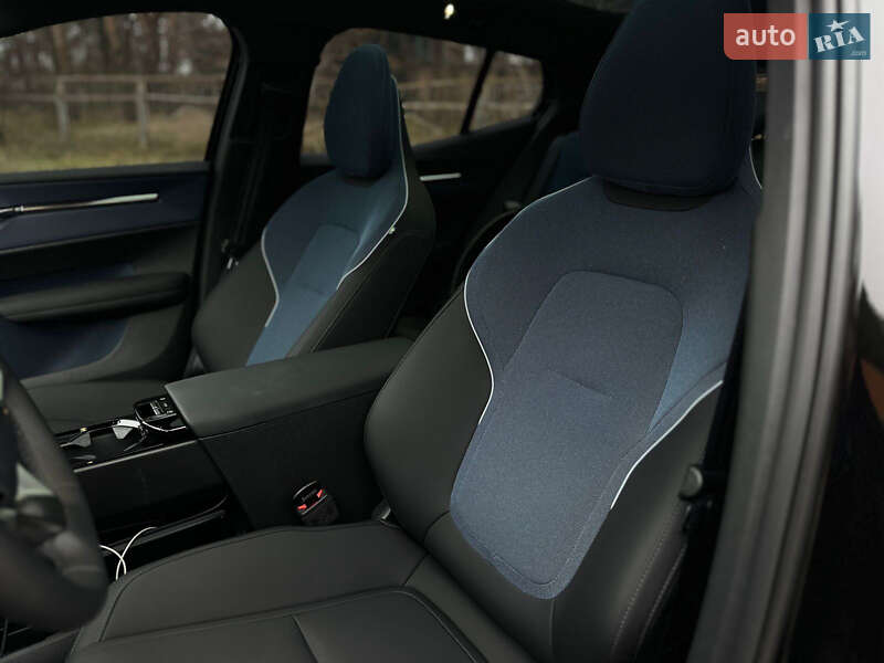 Внедорожник / Кроссовер Volvo EX30 2024 в Днепре
