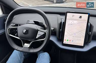 Внедорожник / Кроссовер Volvo EX30 2023 в 
