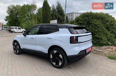 Позашляховик / Кросовер Volvo EX30 2024 в 