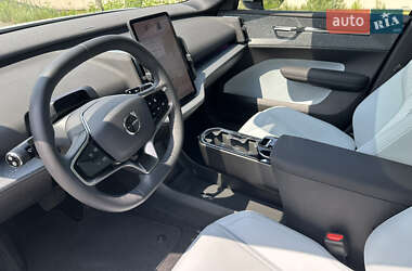 Внедорожник / Кроссовер Volvo EX30 2024 в 