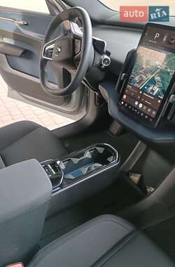 Внедорожник / Кроссовер Volvo EX30 2024 в 