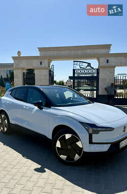 Внедорожник / Кроссовер Volvo EX30 2024 в 
