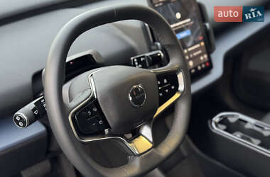 Внедорожник / Кроссовер Volvo EX30 2024 в 