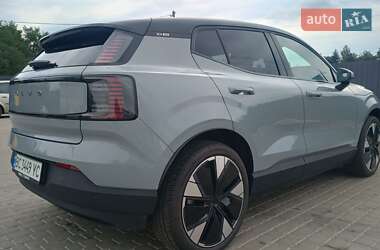 Внедорожник / Кроссовер Volvo EX30 2024 в 