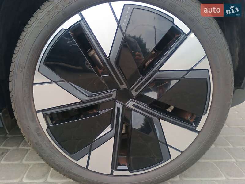 Внедорожник / Кроссовер Volvo EX30 2024 в Шептицькому фото 16 Внедорожник / Кроссовер Volvo EX30 2024 в Шептицькому