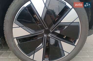 Внедорожник / Кроссовер Volvo EX30 2024 в 