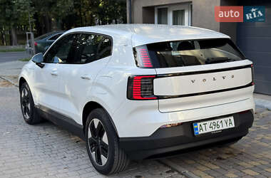 Внедорожник / Кроссовер Volvo EX30 2024 в 