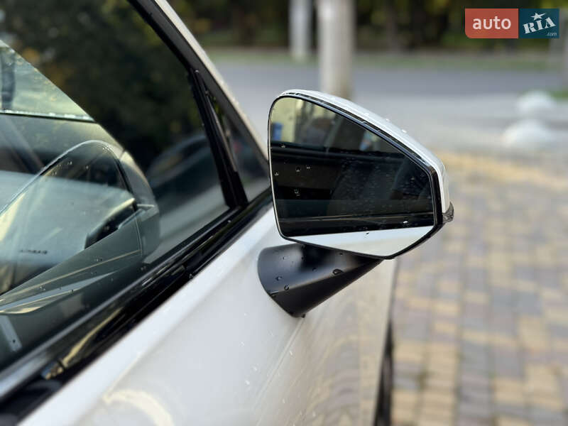 Внедорожник / Кроссовер Volvo EX30 2024 в Ивано-Франковске