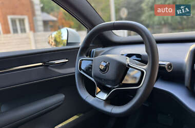 Внедорожник / Кроссовер Volvo EX30 2024 в 