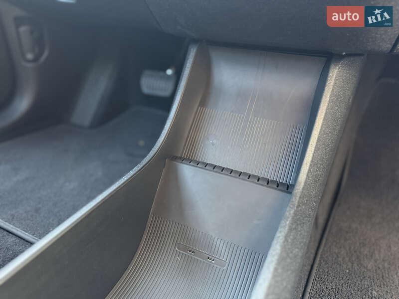 Внедорожник / Кроссовер Volvo EX30 2024 в Ивано-Франковске