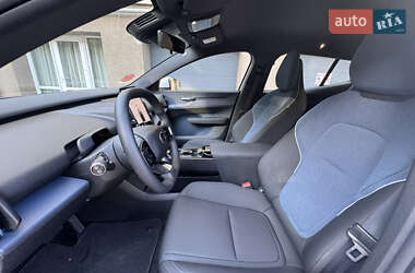 Внедорожник / Кроссовер Volvo EX30 2024 в 