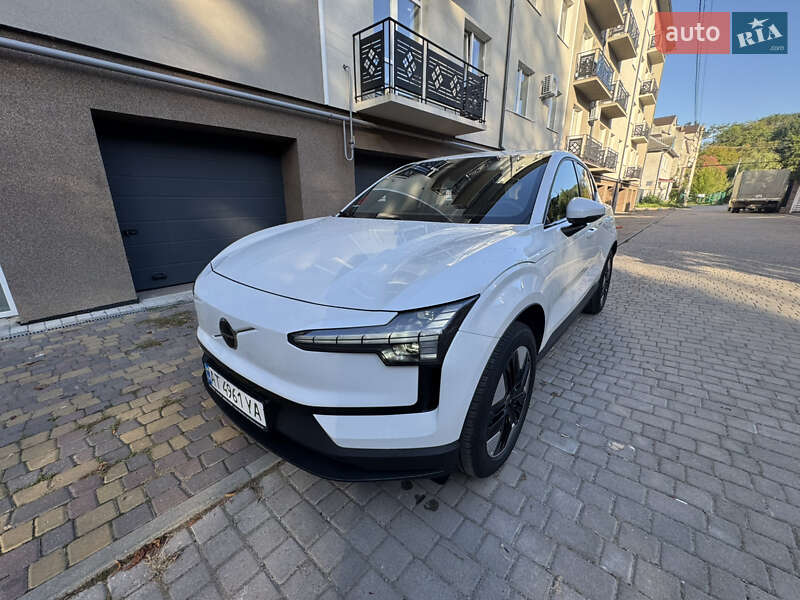Внедорожник / Кроссовер Volvo EX30 2024 в Ивано-Франковске