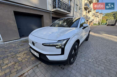 Внедорожник / Кроссовер Volvo EX30 2024 в 