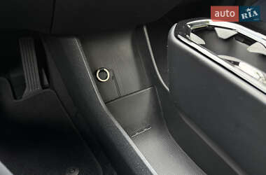 Позашляховик / Кросовер Volvo EX30 2024 в  фото 38 Позашляховик / Кросовер Volvo EX30 2024 в