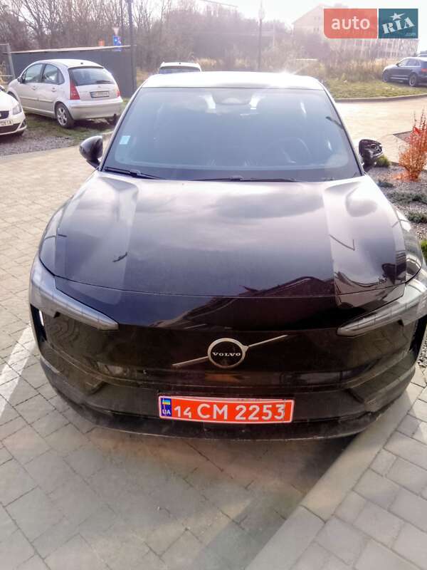 Позашляховик / Кросовер Volvo EX30 2024 в Львові фото 5 Позашляховик / Кросовер Volvo EX30 2024 в Львові