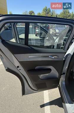 Внедорожник / Кроссовер Volvo EX30 2025 в Киеве