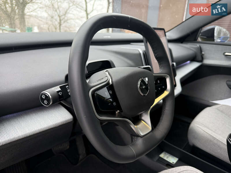 Внедорожник / Кроссовер Volvo EX30 2024 в Одессе