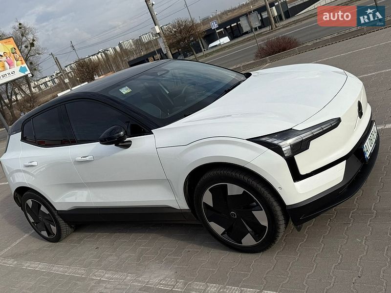 Внедорожник / Кроссовер Volvo EX30 2023 в Киеве