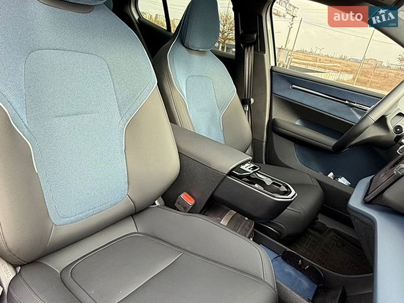 Внедорожник / Кроссовер Volvo EX30 2023 в Киеве