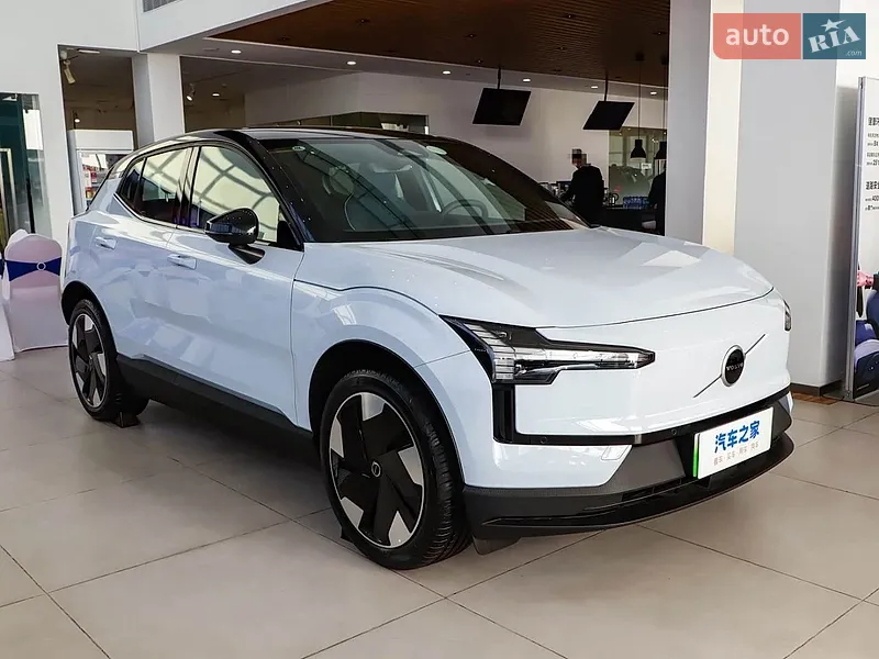 Volvo EX30 2025