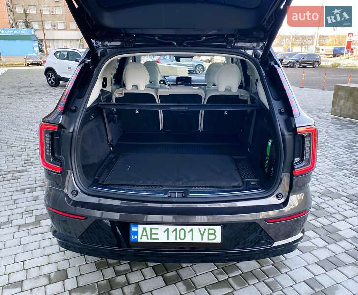 Позашляховик / Кросовер Volvo EX90 2025 в Дніпрі фото 16 Позашляховик / Кросовер Volvo EX90 2025 в Дніпрі