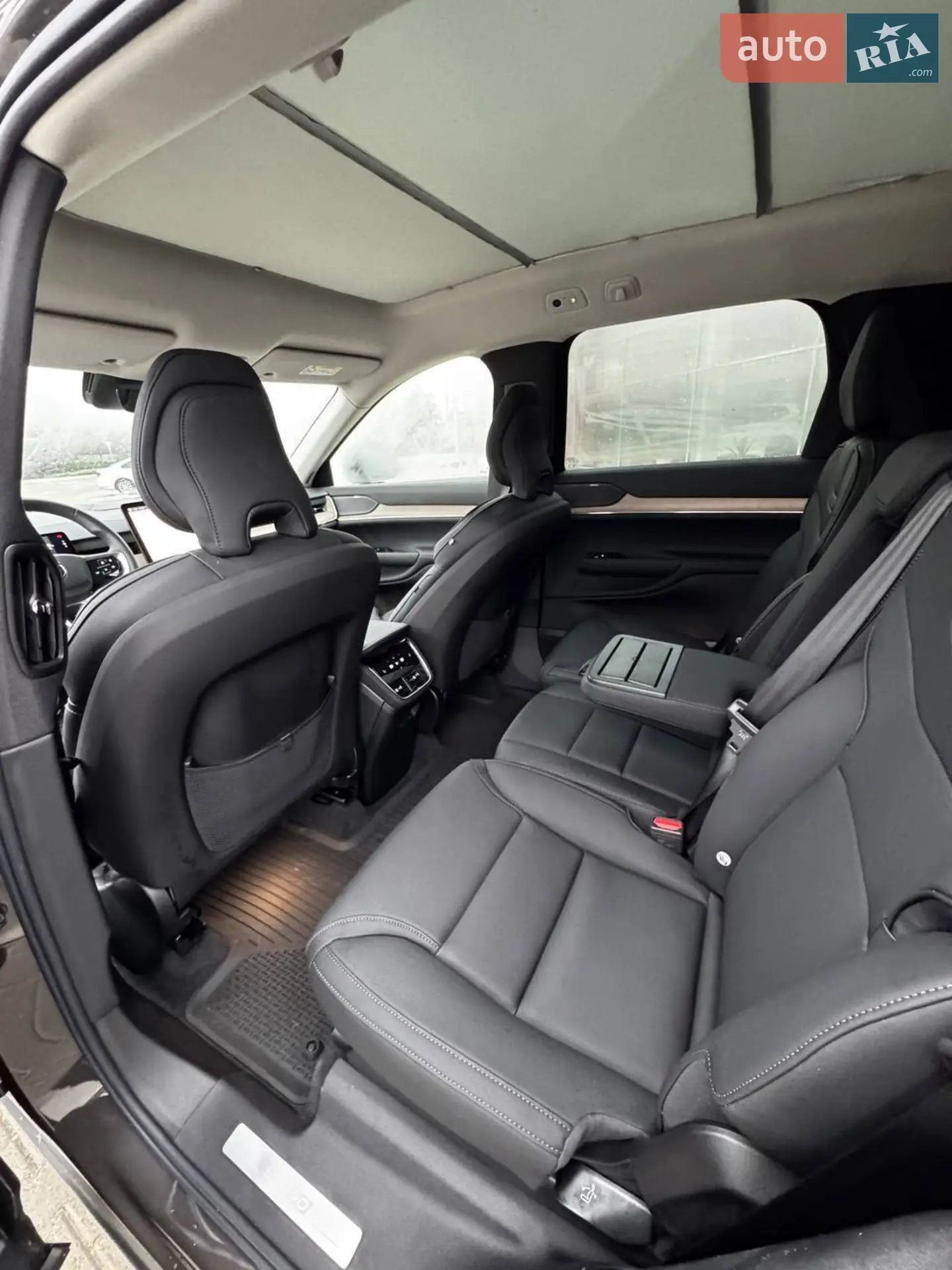 2025 Volvo EX90 - мініатюра 18