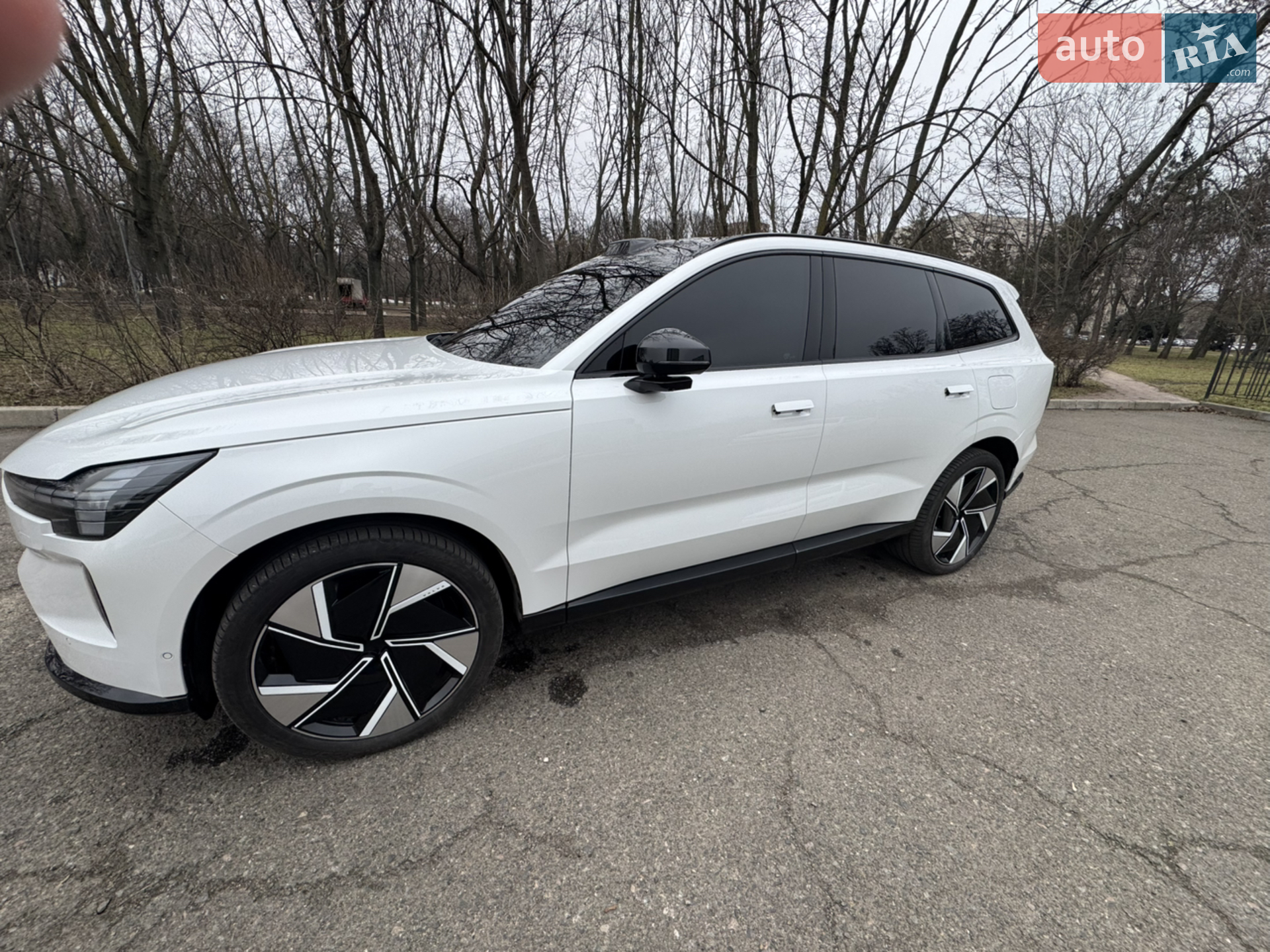 2025 Volvo EX90 - мініатюра 6