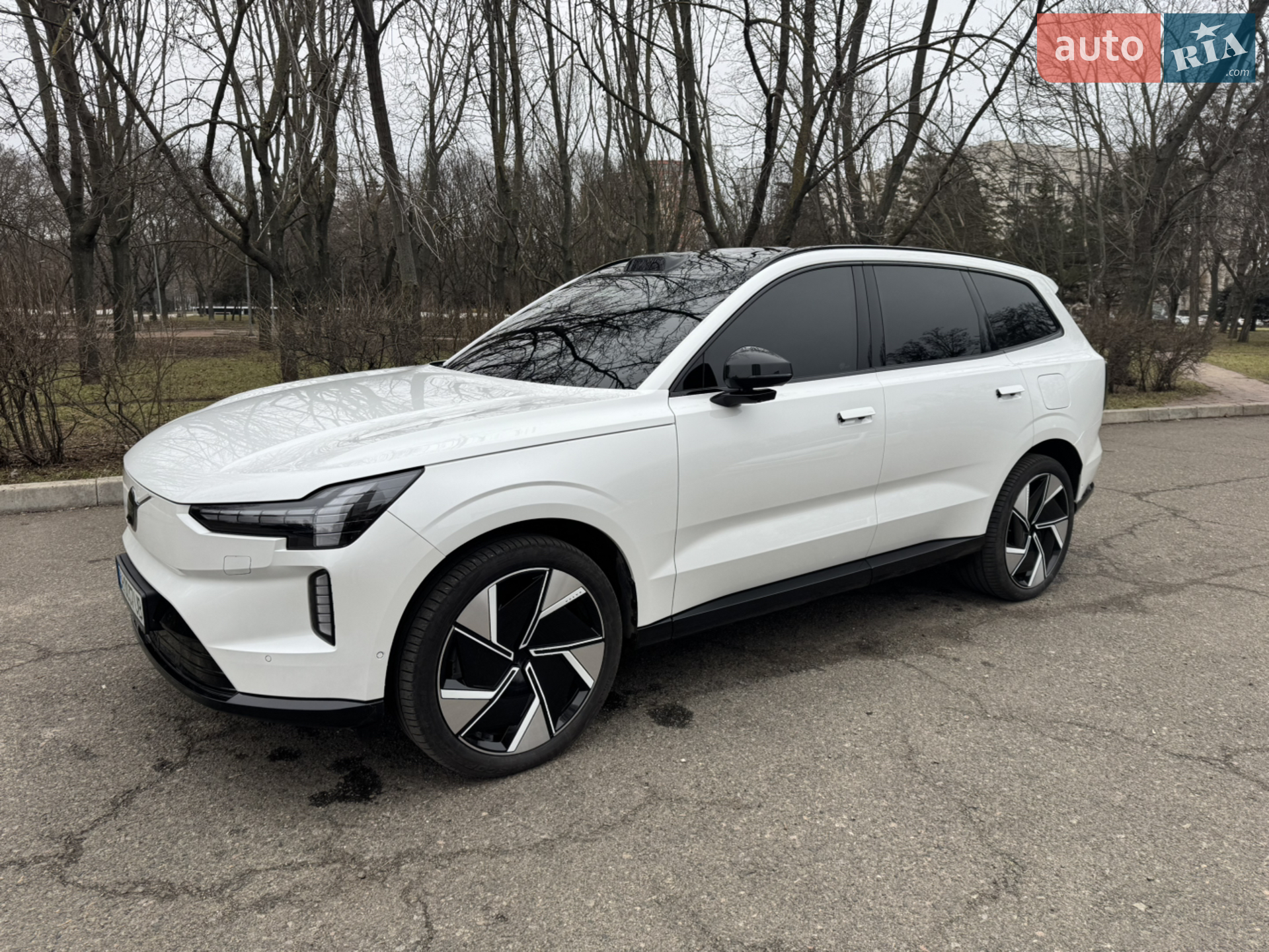 2025 Volvo EX90 - мініатюра 11