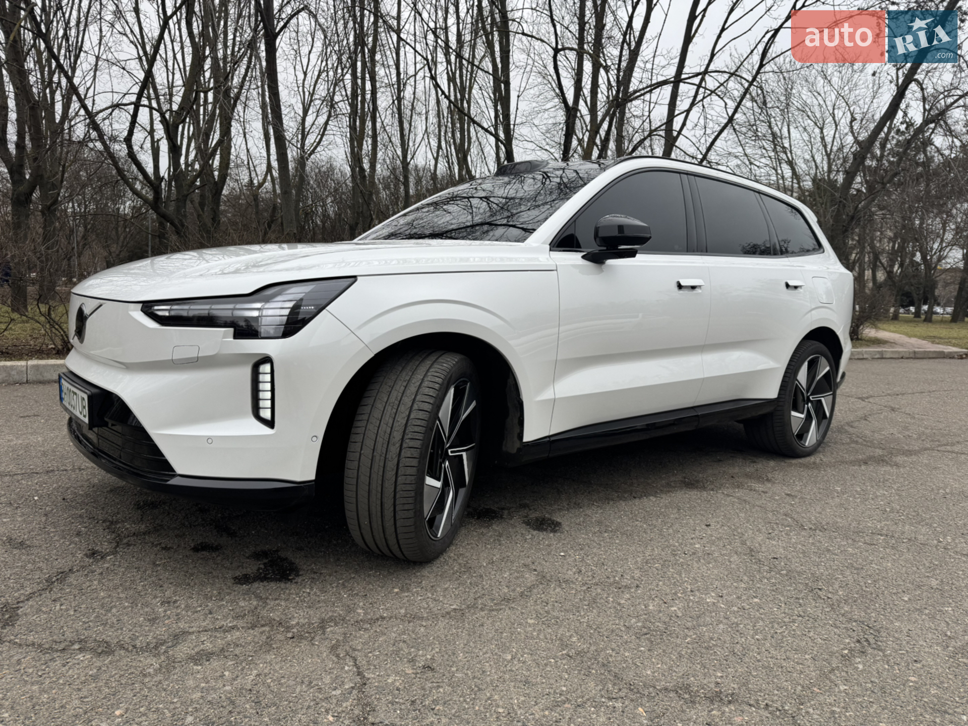 2025 Volvo EX90 - мініатюра 13