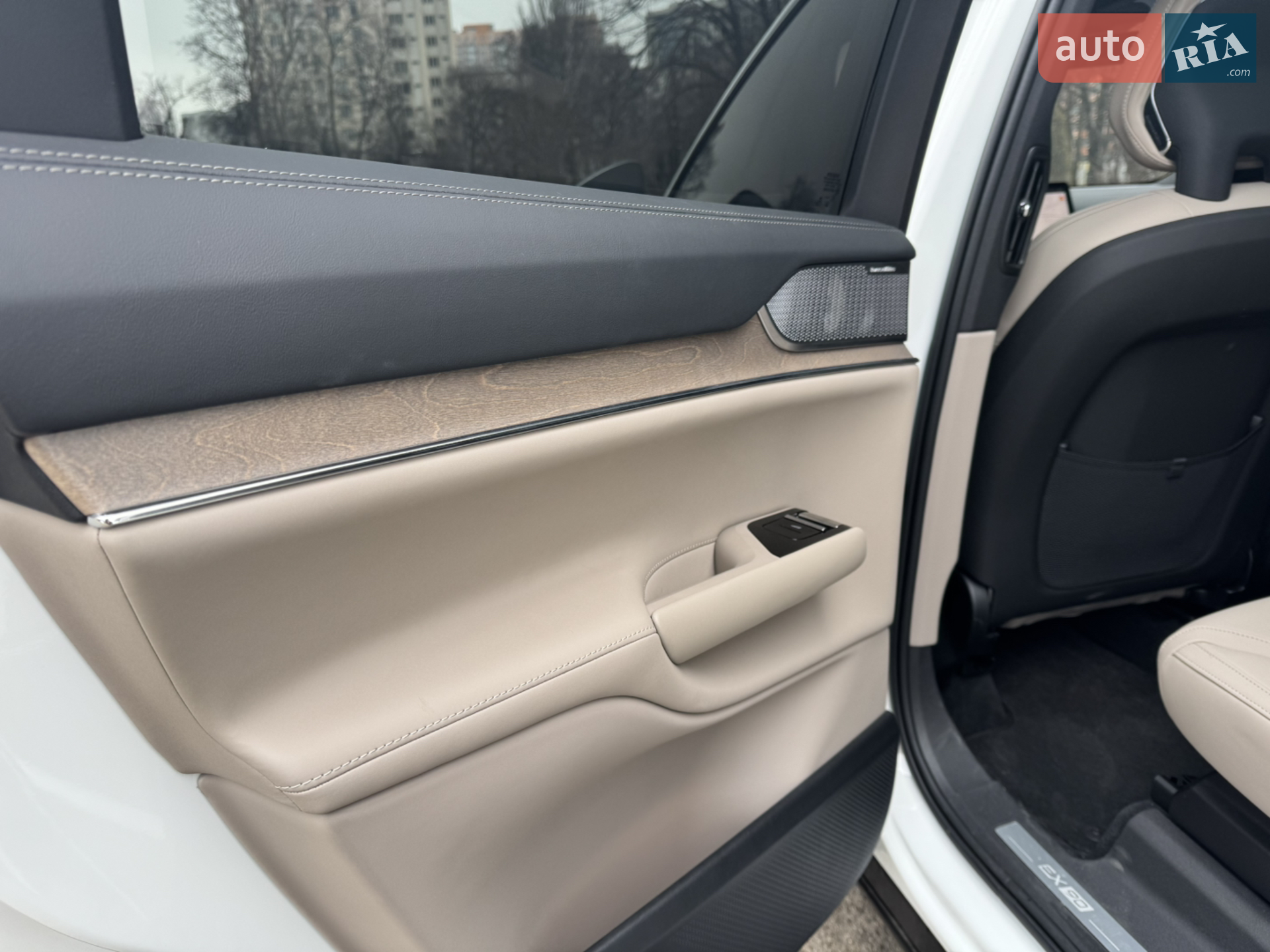 2025 Volvo EX90 - мініатюра 22