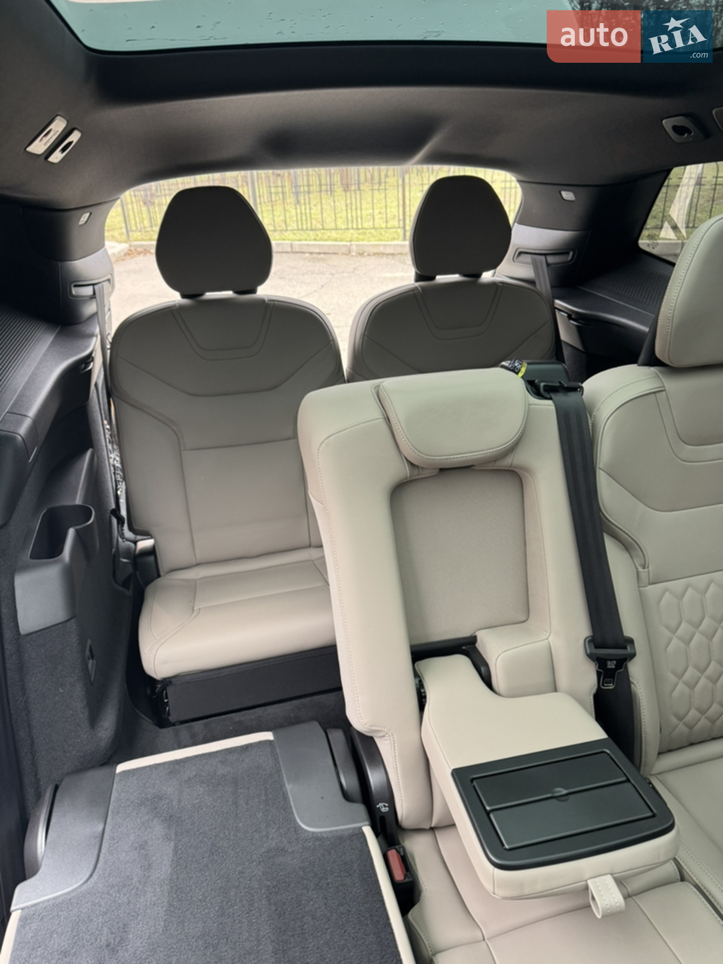 2025 Volvo EX90 - мініатюра 30