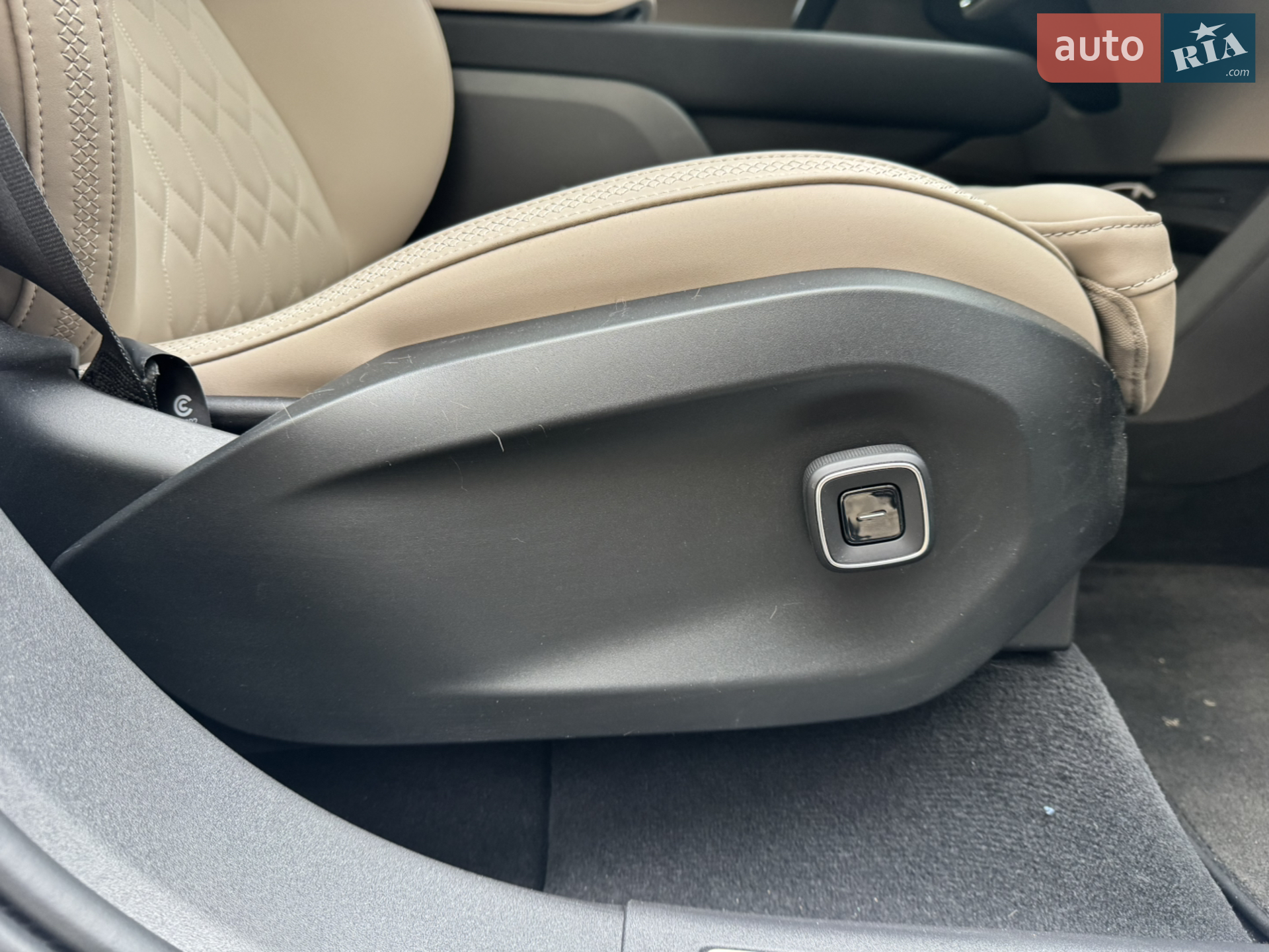 2025 Volvo EX90 - мініатюра 37