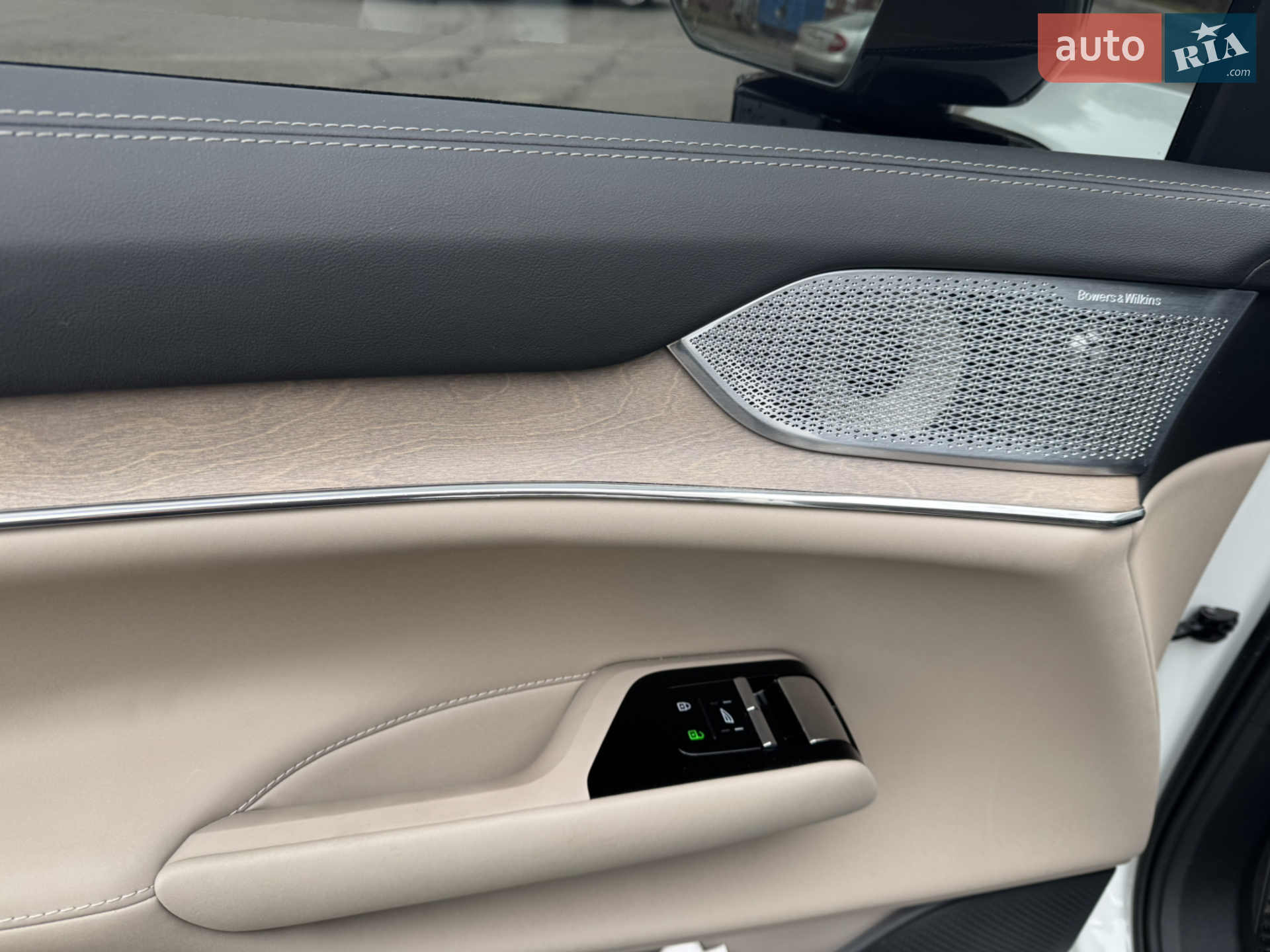 2025 Volvo EX90 - мініатюра 44