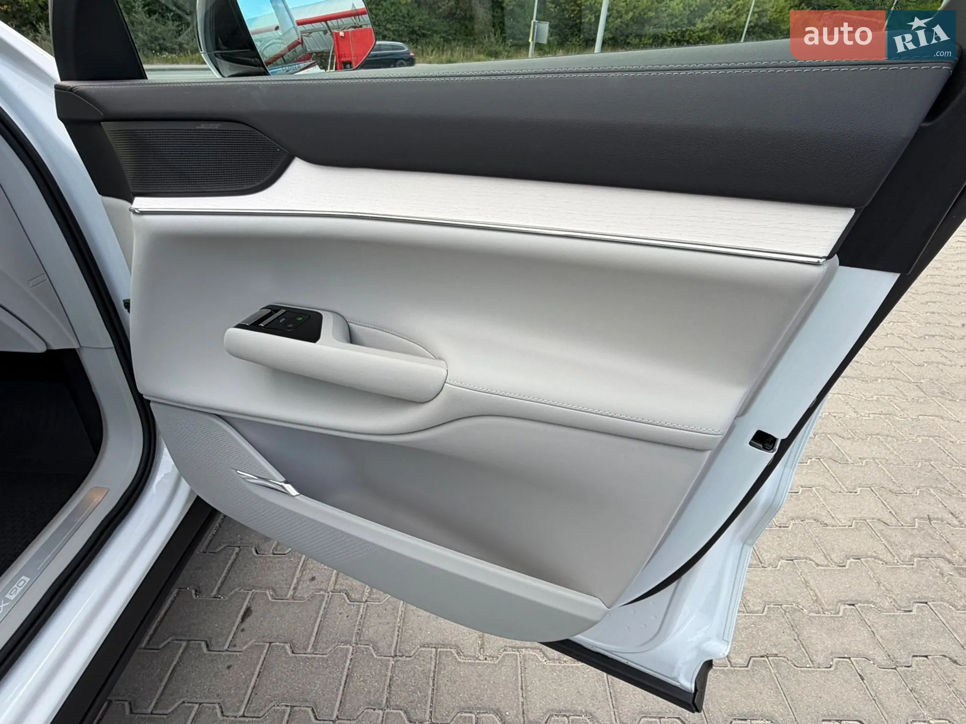 2025 Volvo EX90 - мініатюра 35