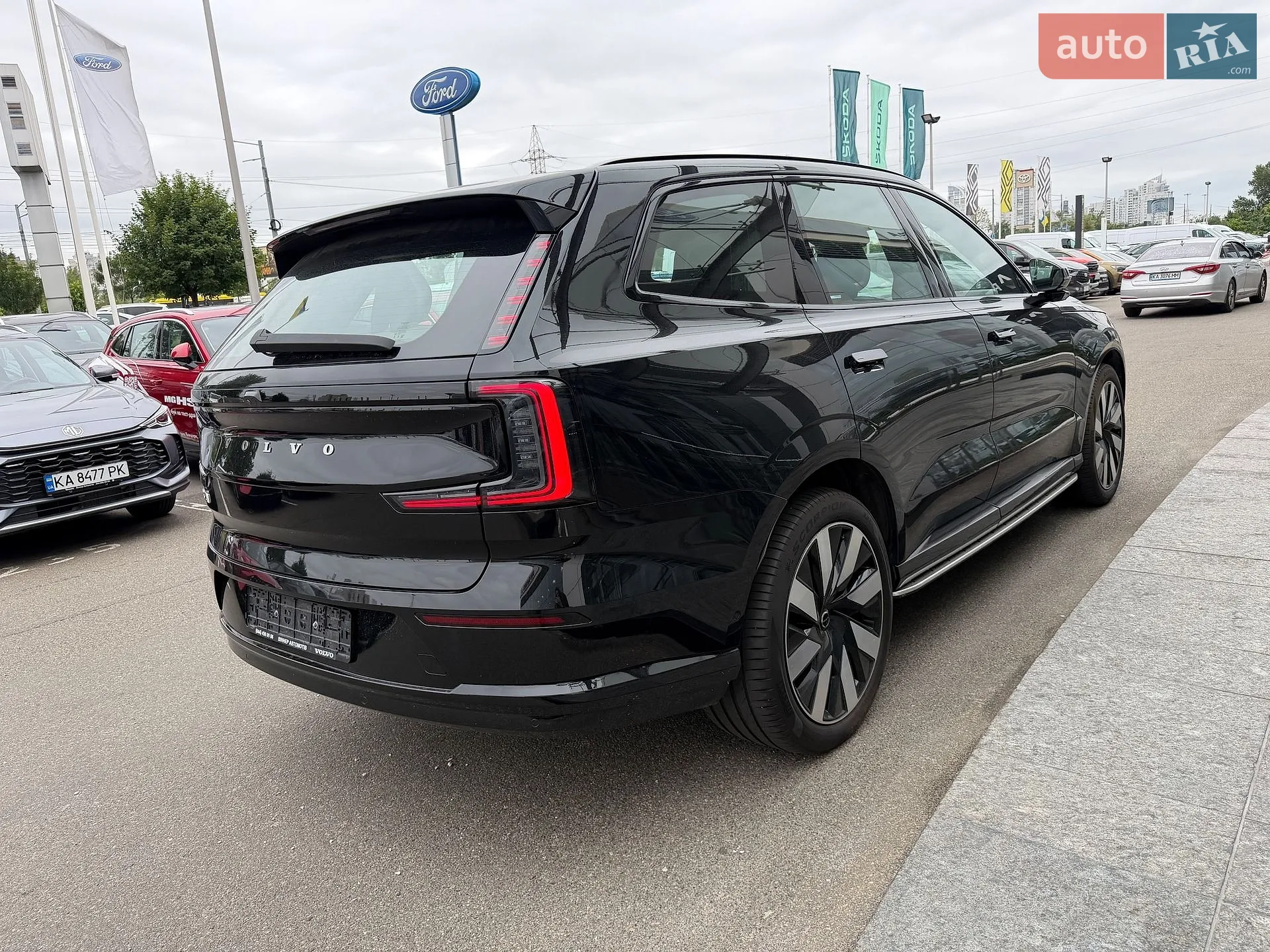 2025 Volvo EX90 - мініатюра 5