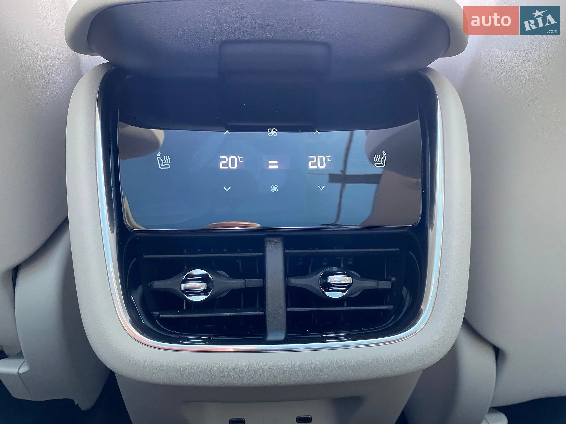 2025 Volvo EX90 - мініатюра 15