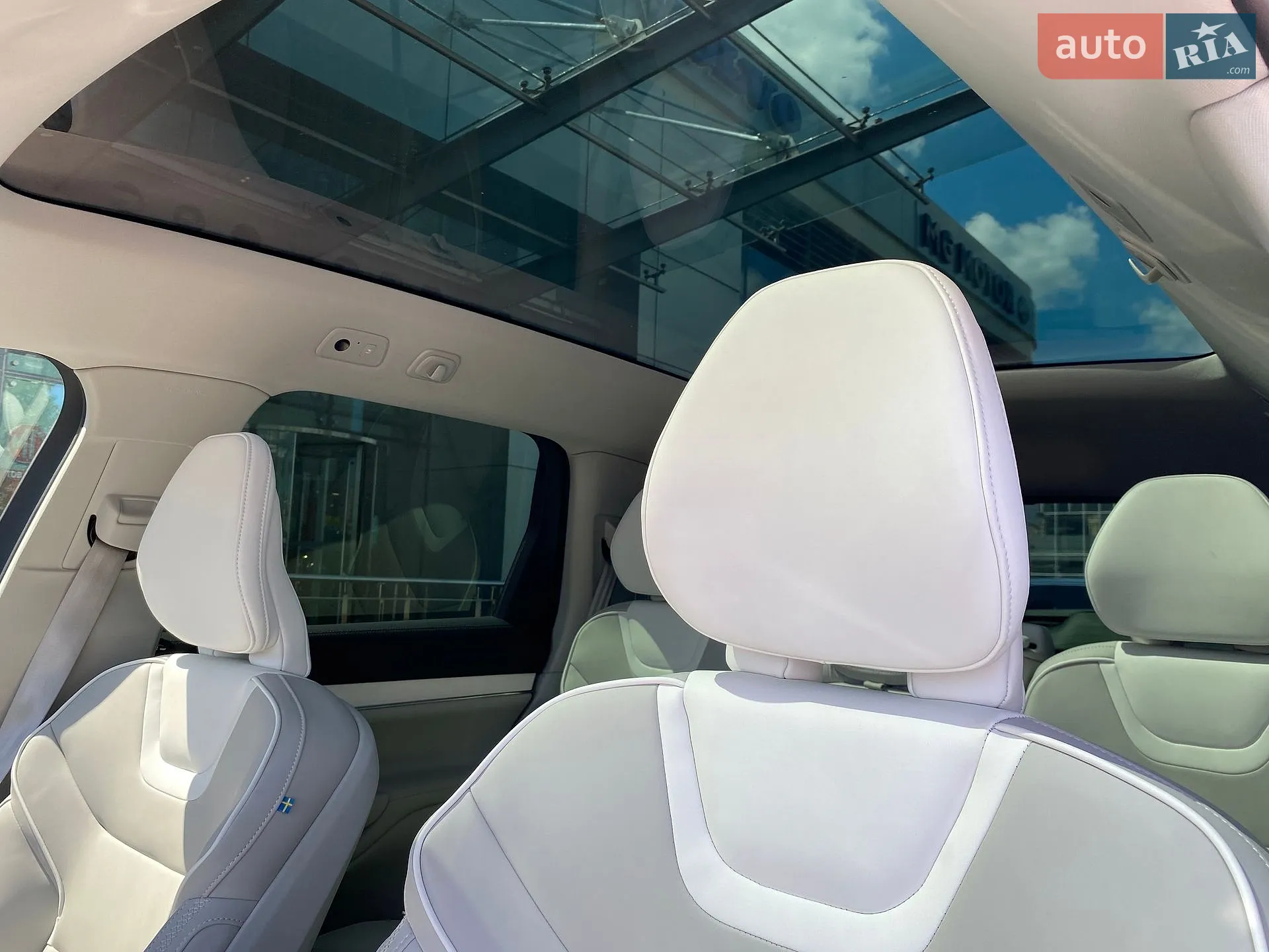2025 Volvo EX90 - мініатюра 18