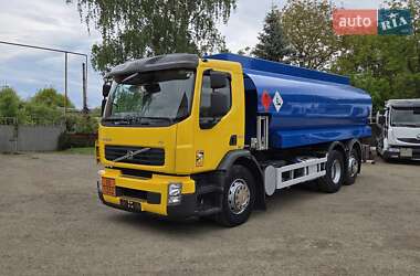 Бензовоз Volvo FE 2011 в 