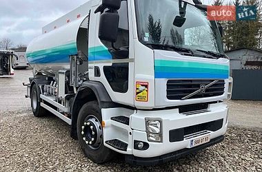 Бензовоз Volvo FE 2013 в Тернополі