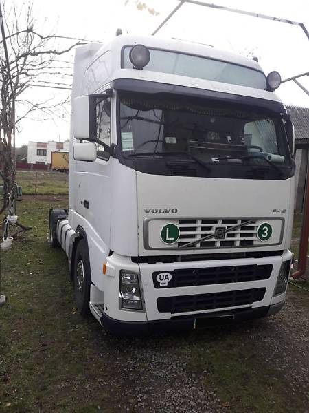 Тягач Volvo FH 12 2005 в Тячеве