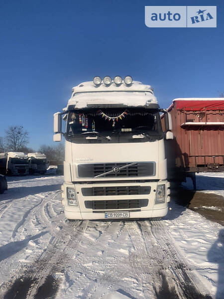 Тягач Volvo FH 12 2002 в Прилуках