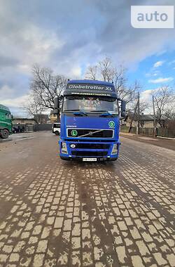 Тентований Volvo FH 12 2004 в Івано-Франківську