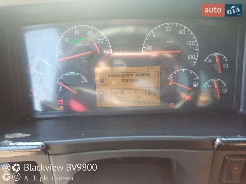 Кран-манипулятор Volvo FH 12 2005 в Нежине