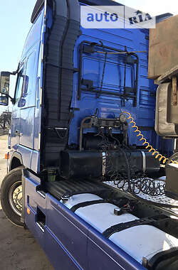 Тягач Volvo FH 12 2004 в 