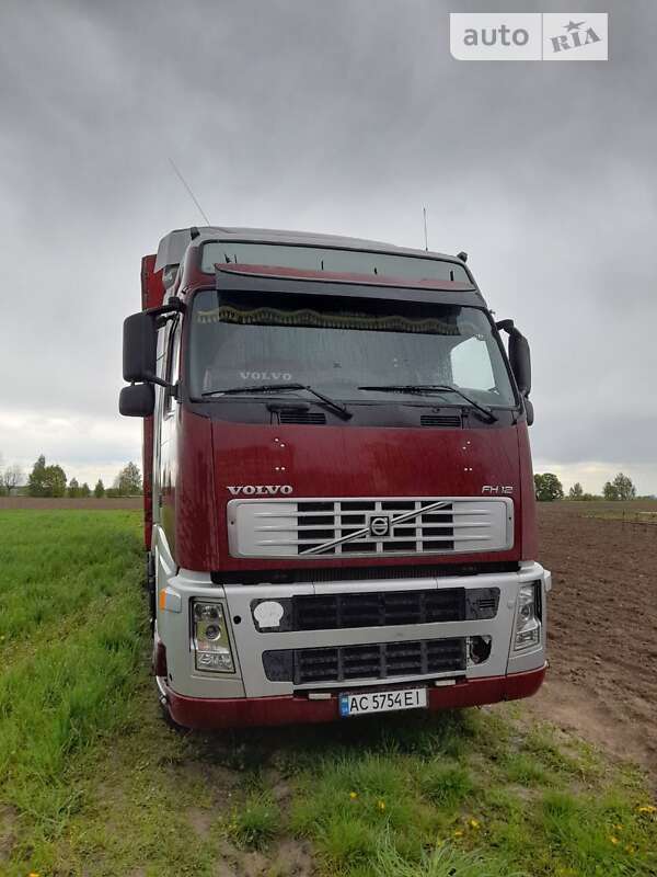 Тягач Volvo FH 12 2002 в 