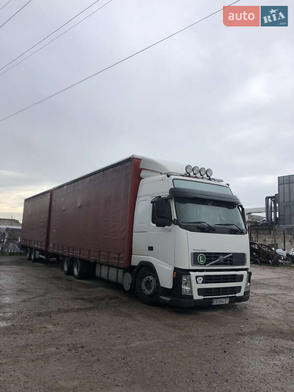 Тентований Volvo FH 12 2005 в Чернігові