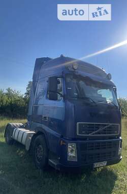 Зерновоз Volvo FH 12 2003 в Прилуках